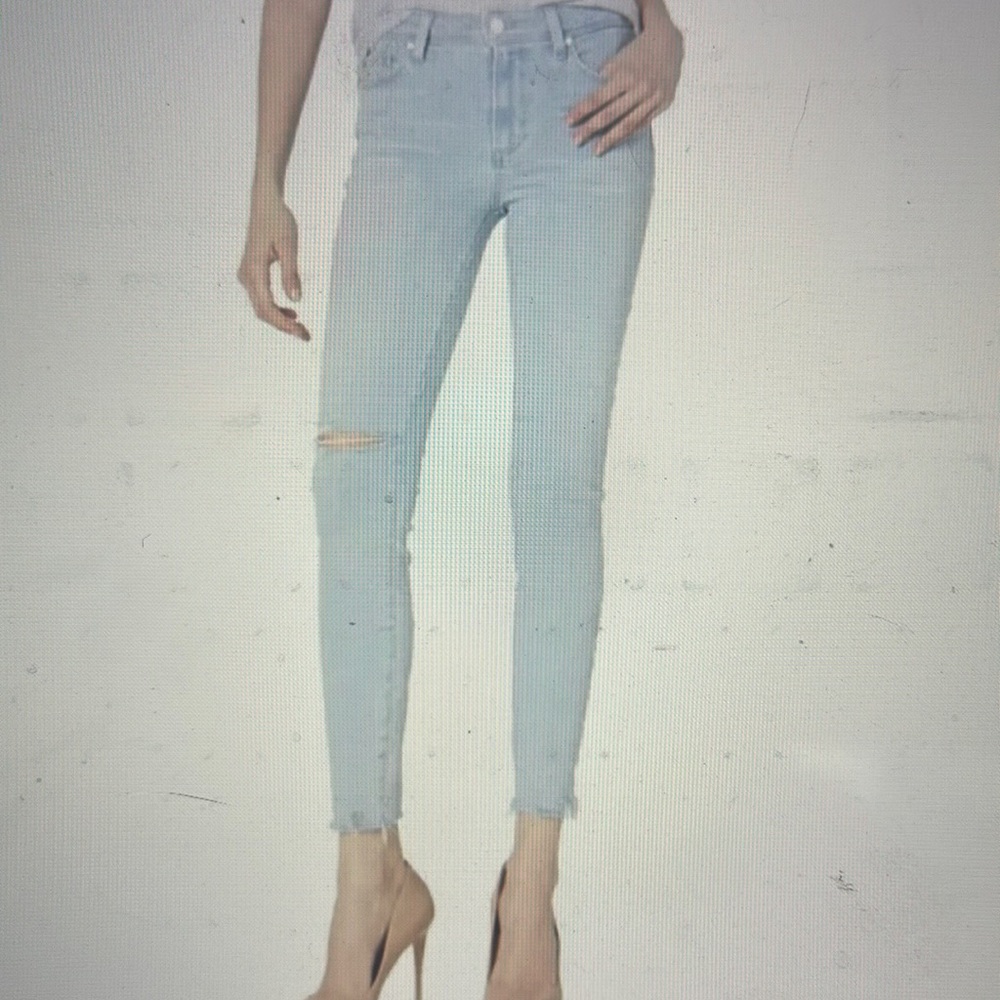 Paige Hoxton Ankle size 29 Roar Destructed Beat Hem